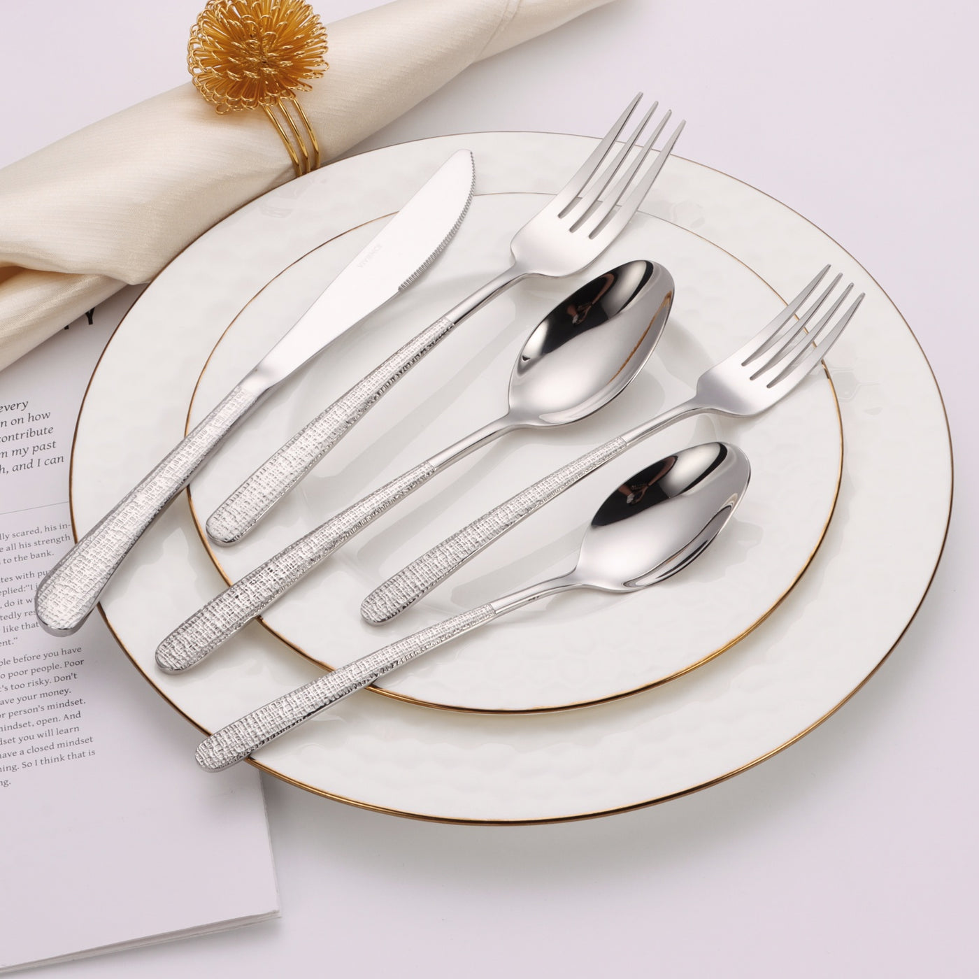 20 Pc Flatware Set Silver/Gold with Colorblock Handles