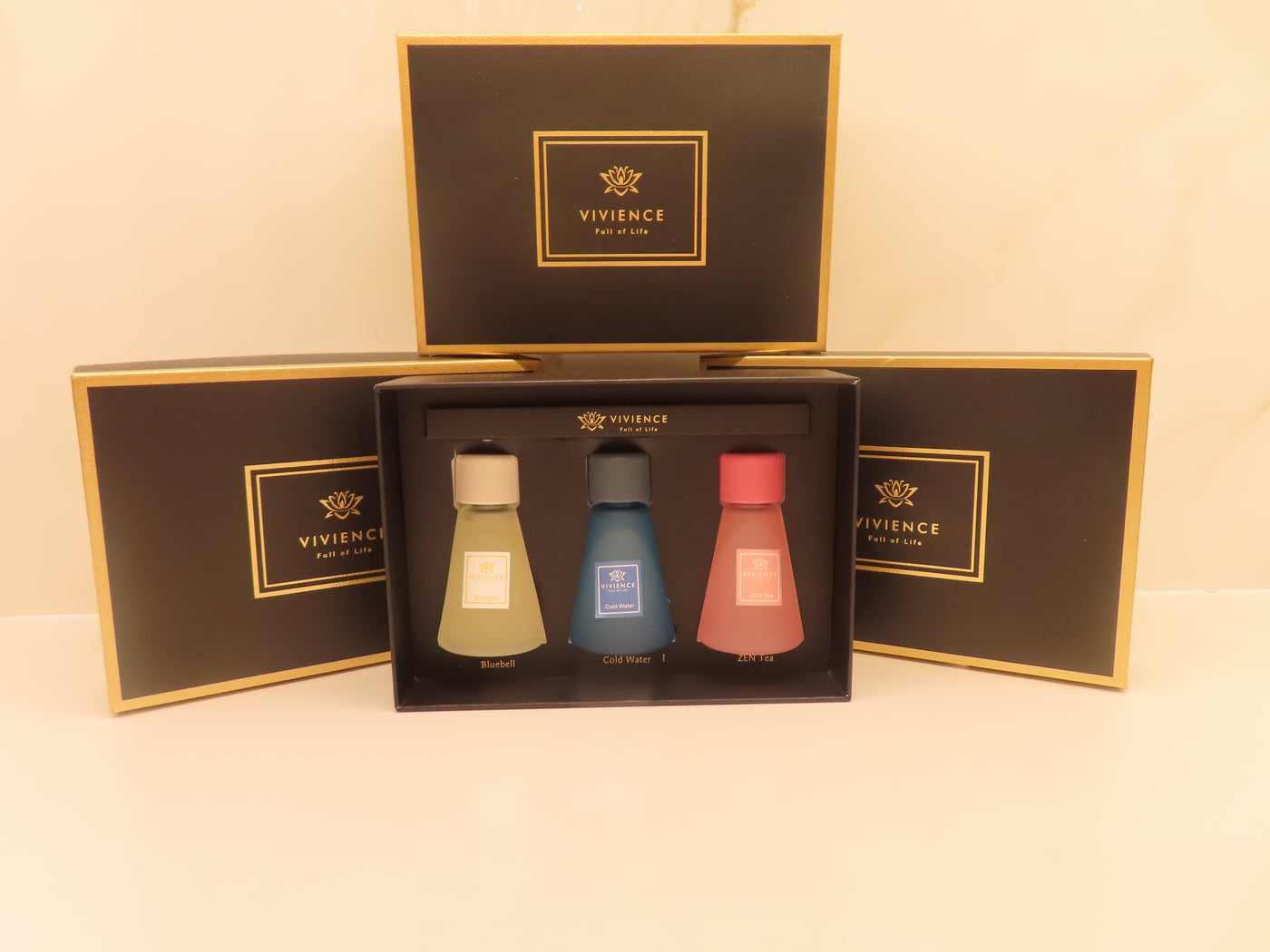 Set of 3 Cone Shaped Reed Diffusers Assorted Colors