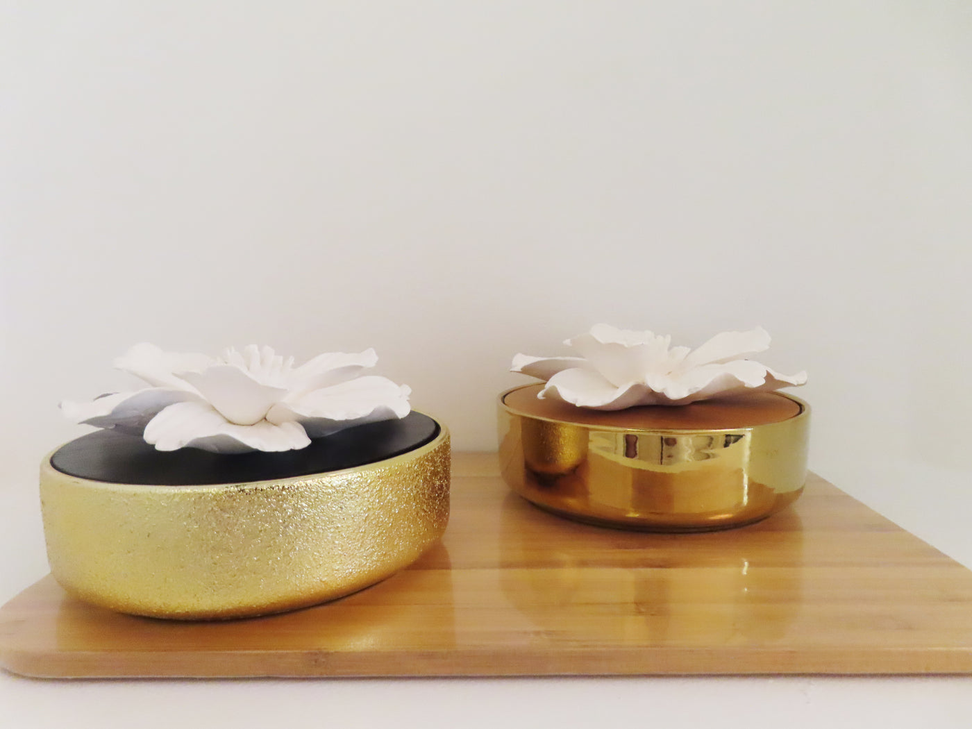 Glossy Gold Hemispheric shaped Diffuser with White Flower, "English Pear & Freesia" Scent