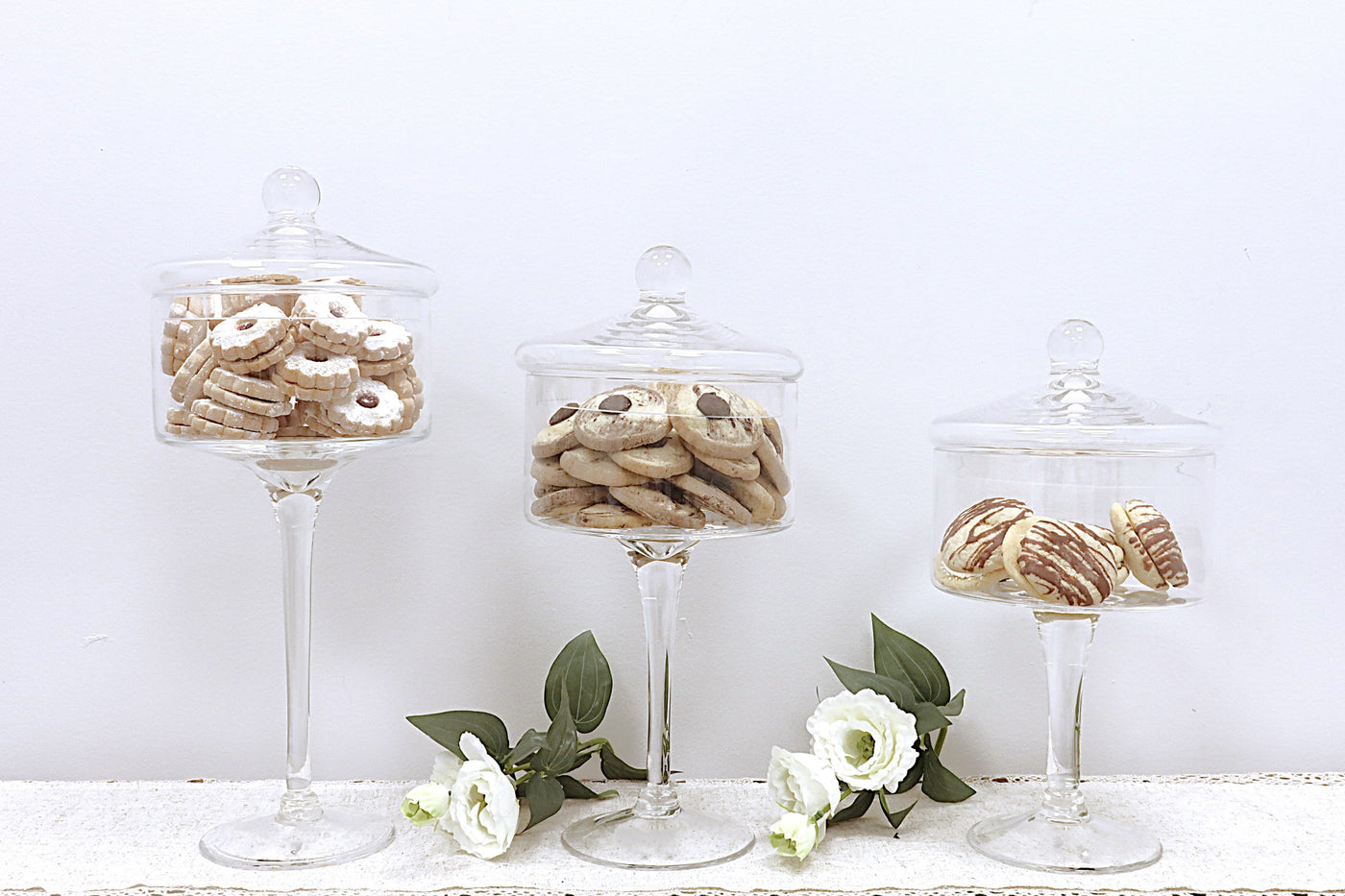 Liscio Ottico - Stemmed Cookie Jar with Ball Knob on Lid