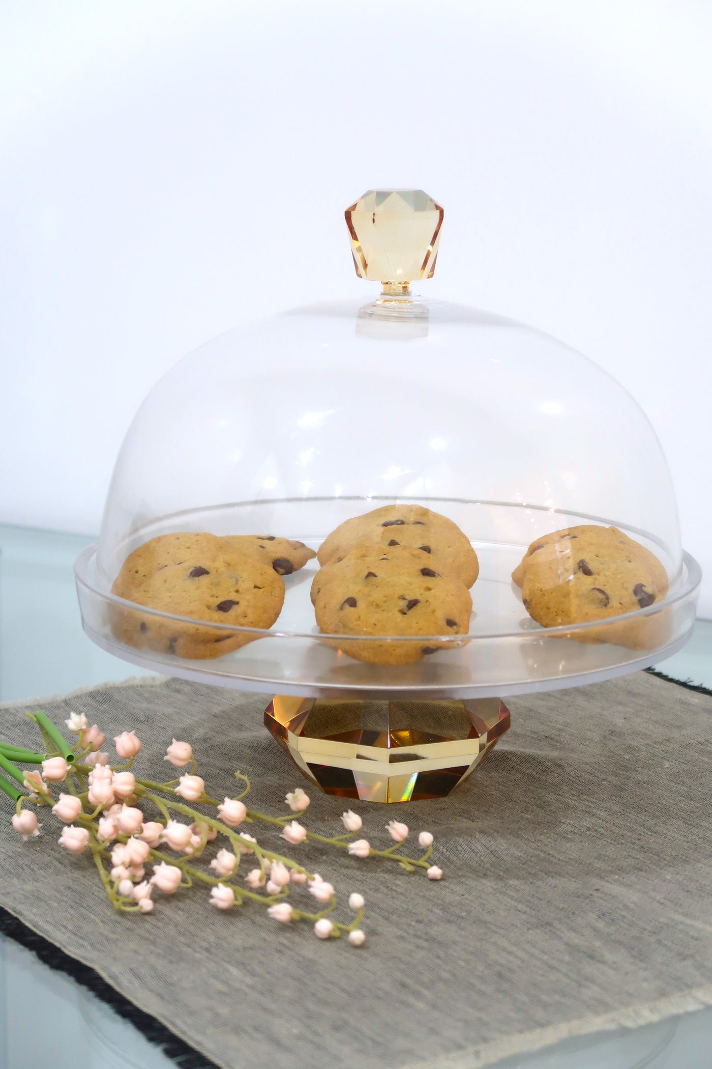 Glass Cake Dome with Colored Diamond Base and Knob, 13"D