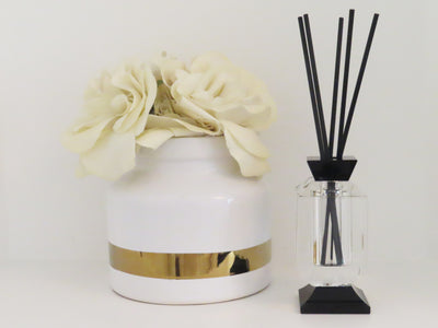 Crystal Diffuser with Black Accents - Lily of the Valley Scent