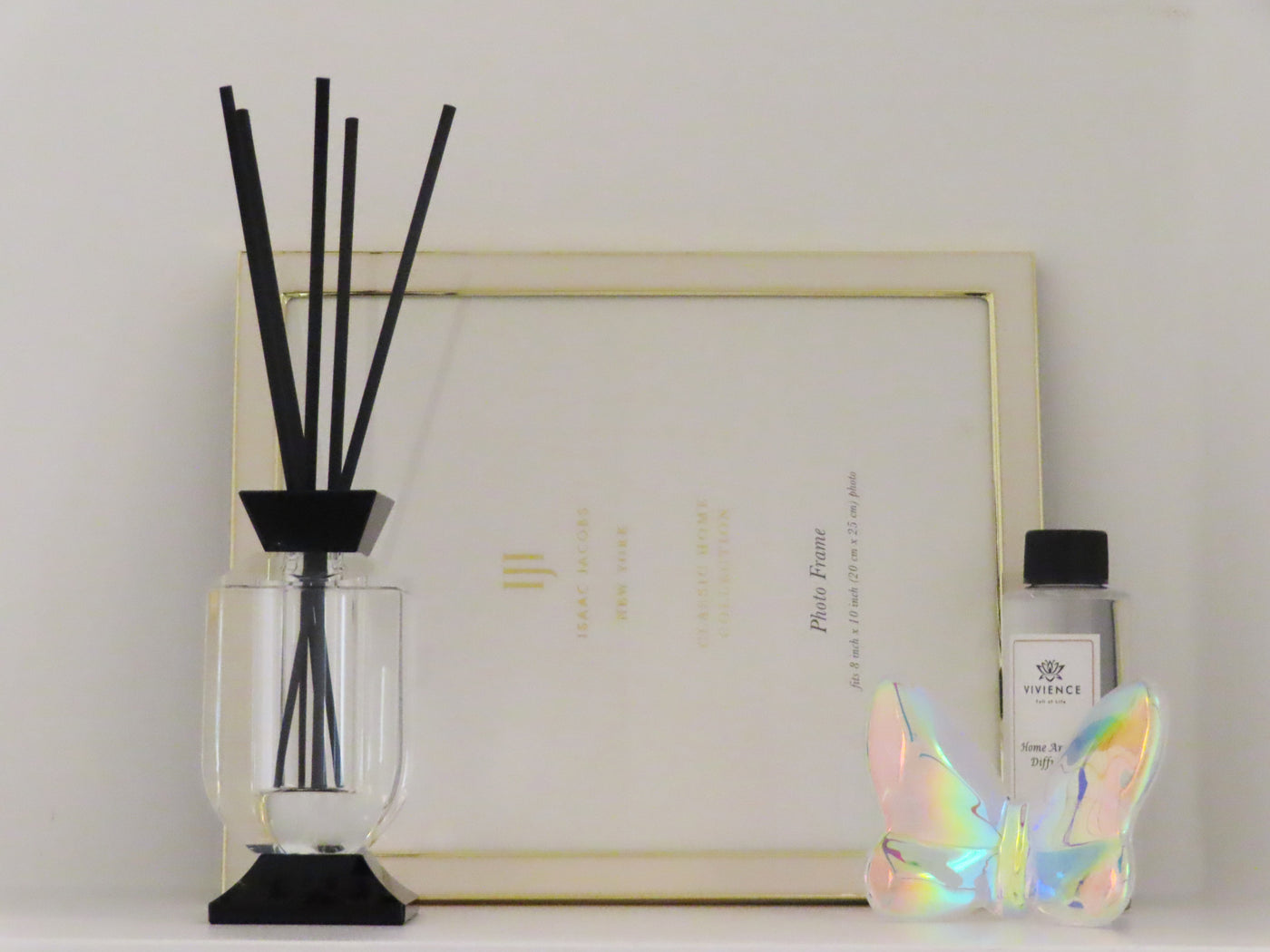 Crystal Diffuser with Black Accents - Lily of the Valley Scent