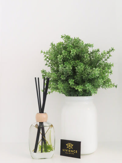 Green Flower Reed Diffuser - Lily of the Valley Scent