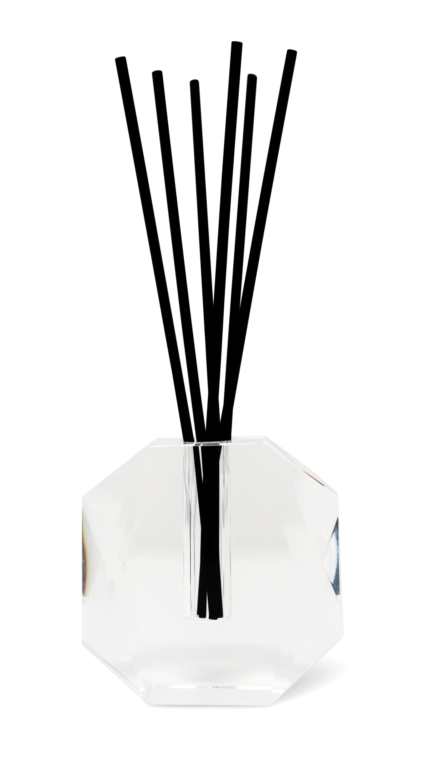 Crystal Diffuser Dimensional Design with Black Reeds