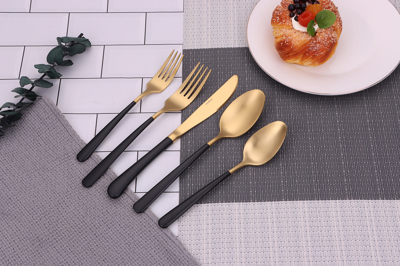 Coloblock 20 Pc Flatware Set Matte Gold with Black Handles, Service for 4