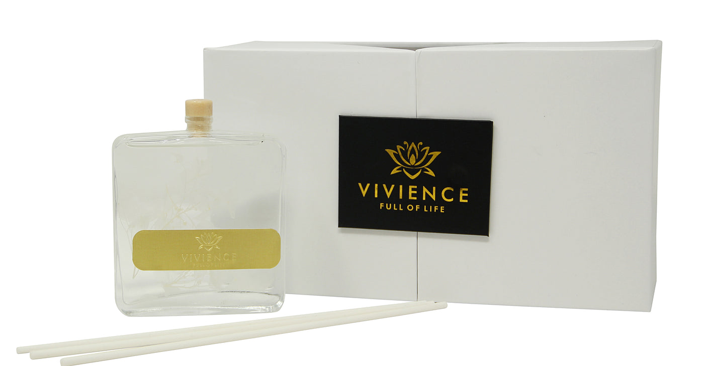 Clear Bottle Reed Diffuser with White Flower and White Reeds, "Cold Water" Scent